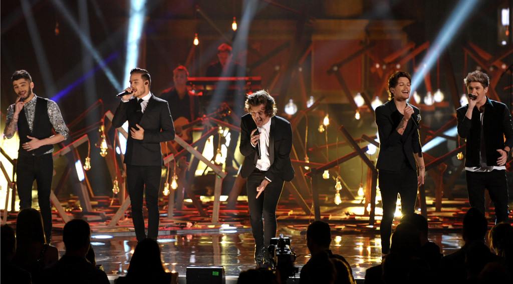 One Direction, 2013 American Music Awards Performances One Direction, 2013 American Music Awards Performances